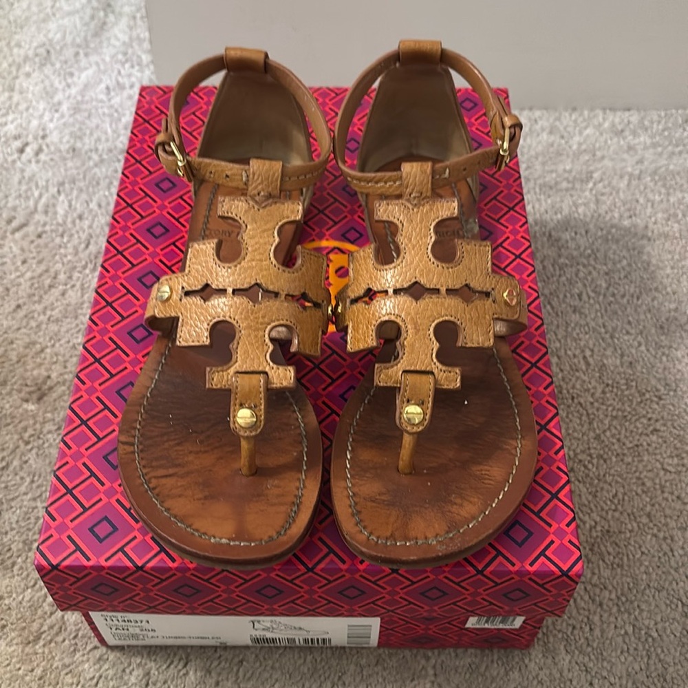 Tory Burch Phoebe flat thong sandal